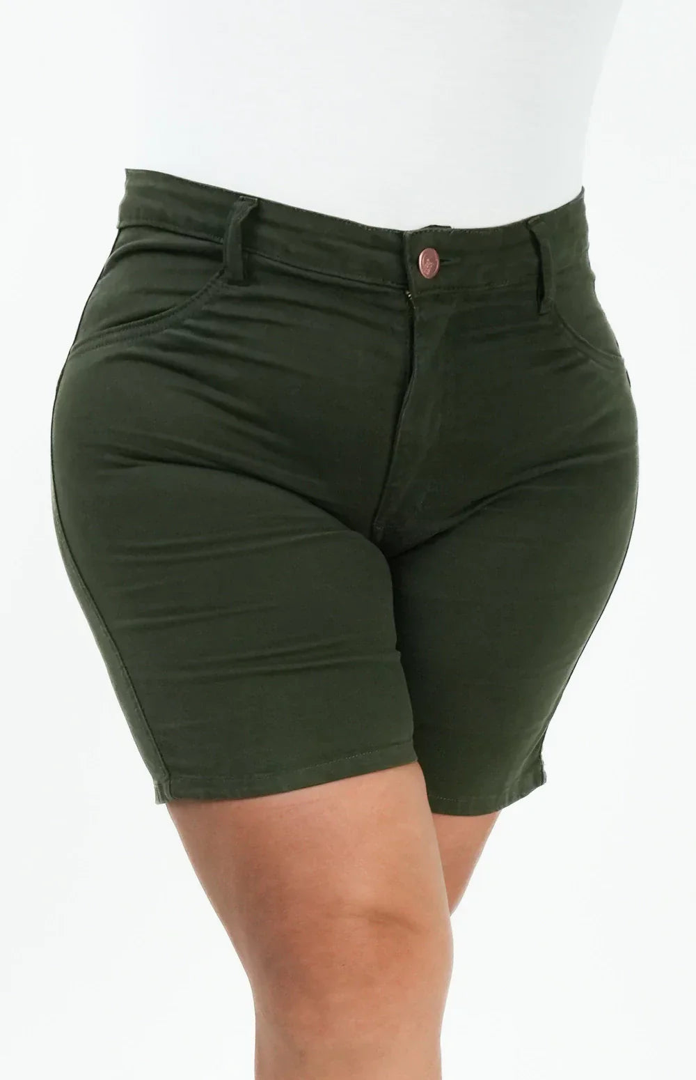 SHORTS JEANS MEIA COXA - VERDE MILITAR