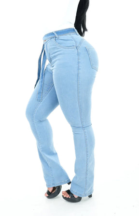 CALÇA JEANS FEMININA - FLARE COM CINTO FAIXA REMOVÍVEL