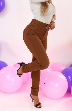 CALÇA JEANS FEMININA - SKINNY MARROM
