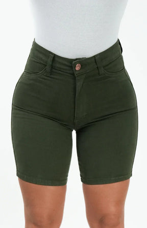 SHORTS JEANS MEIA COXA - VERDE MILITAR
