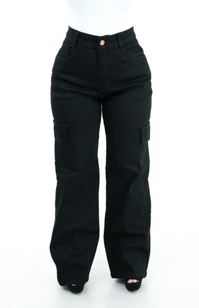 CALÇA JEANS FEMININA - WIDE LEG CARGO PRETA